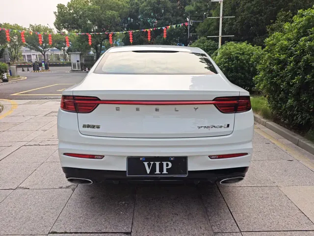 Geely Xingrui — Фото автомобиля 13