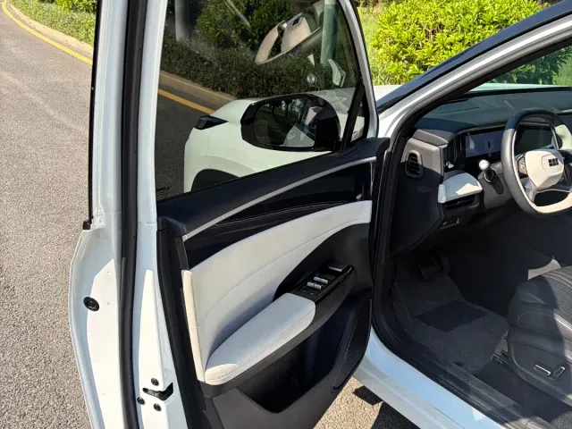 Geely Galaxy L7 — Фото автомобиля 12
