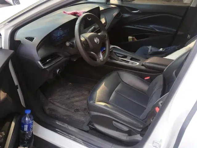 Buick Velite 6 — Фото автомобиля 9