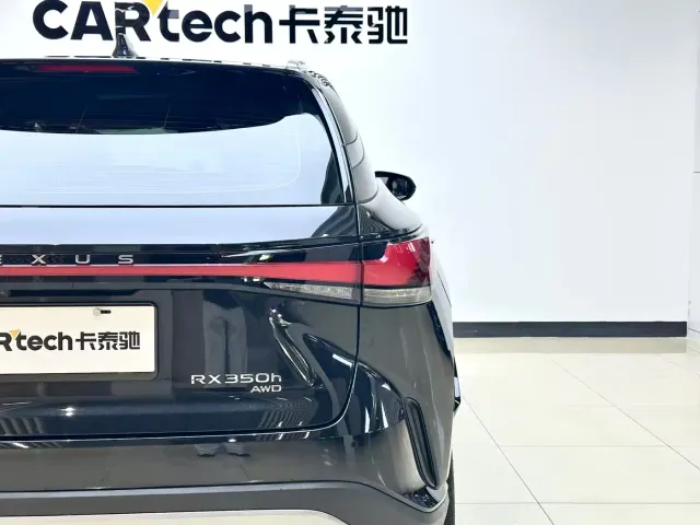 Lexus RX — Фото автомобиля 8