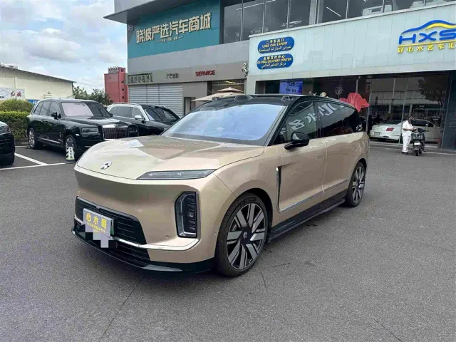 Фотография автомобиля — Nio ES9