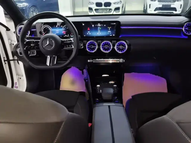 Mercedes-Benz A-Class — Фото автомобиля 9