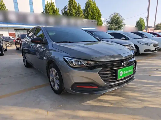 Chevrolet Monza — Фото автомобиля 3