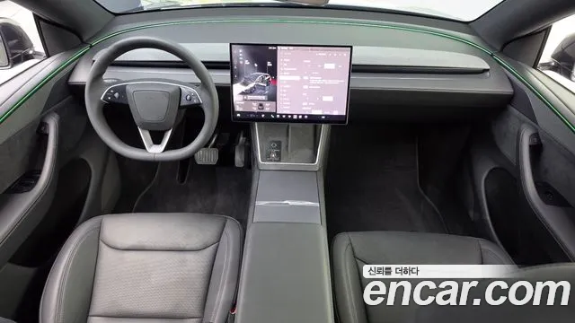 Tesla Model Y — Фото автомобиля 10