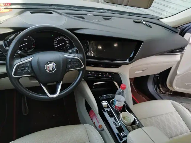 Buick Envision Plus — Фото автомобиля 12