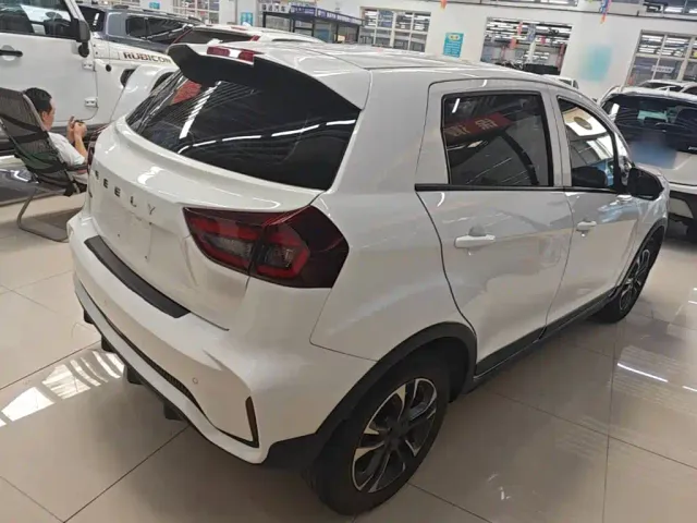 Geely Geometry EX3 Kung Fu Bull — Фото автомобиля 6