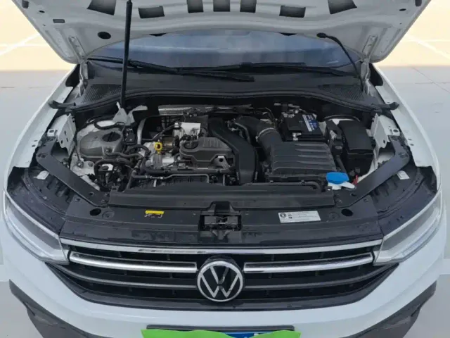 Volkswagen Tiguan L — Фото автомобиля 19