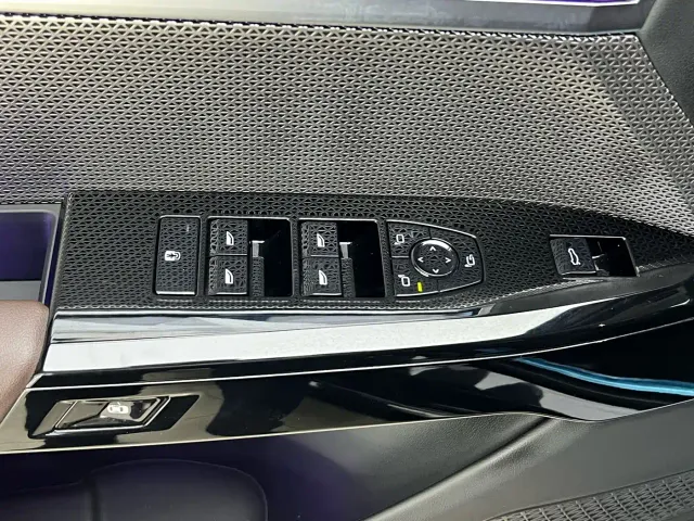 BMW 7 Series — Фото автомобиля 19