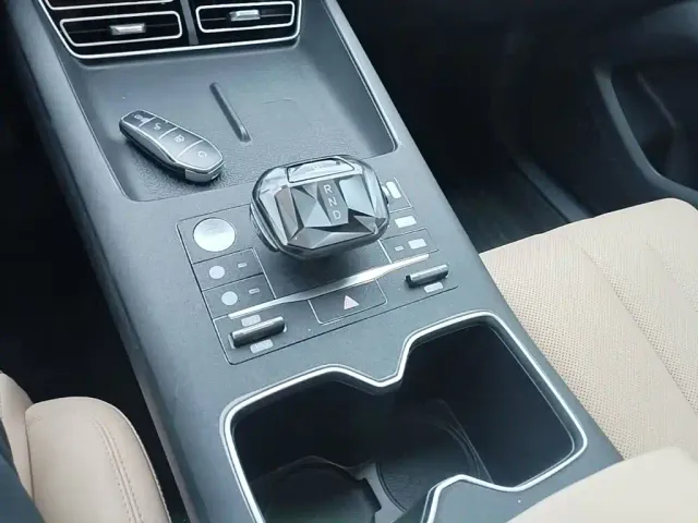 BYD Song Pro — Фото автомобиля 13
