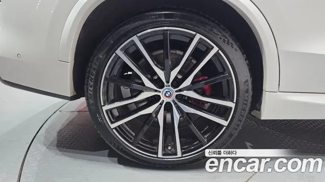 BMW X5 — Фото автомобиля 19