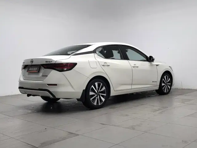 Nissan Sylphy — Фото автомобиля 2
