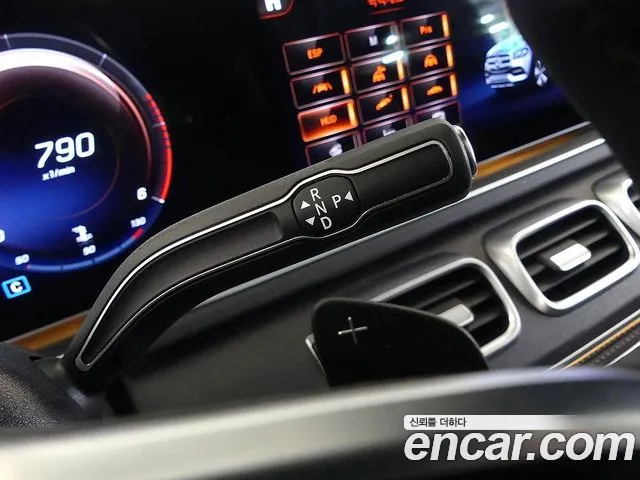 Mercedes-Benz GLS-Class — Фото автомобиля 7