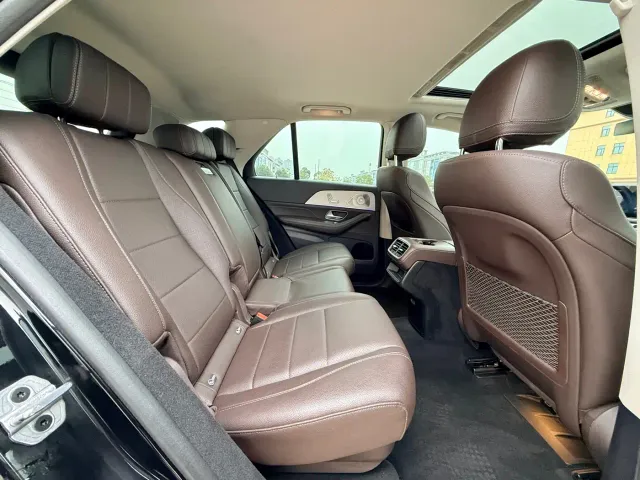 Mercedes-Benz GLE-Class — Фото автомобиля 16