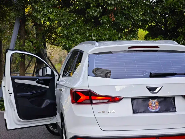 Jetta VS5 — Фото автомобиля 18