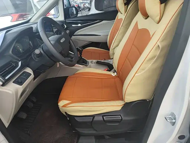Maxus G50 — Фото автомобиля 14