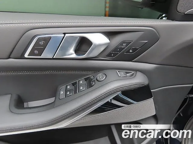 BMW X5 xDrive 40i M Sport — Фото автомобиля 10