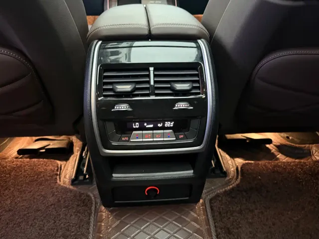 BMW X5 — Фото автомобиля 10