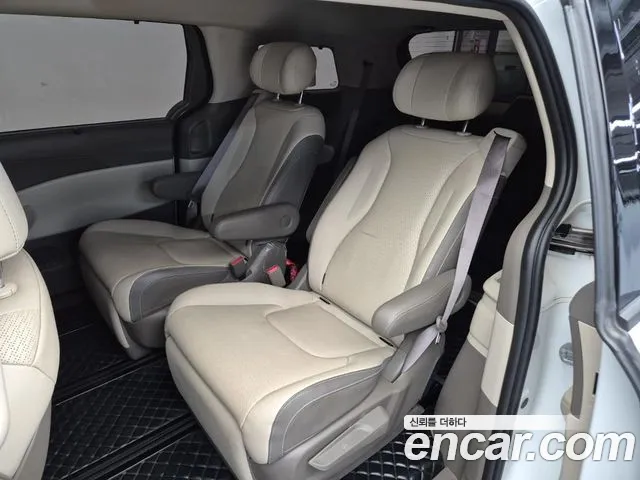 Kia Carnival 4th Gen — Фото автомобиля 12