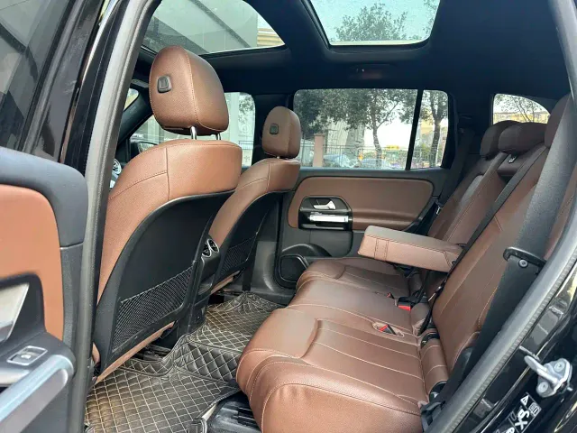 Mercedes-Benz GLB-Class — Фото автомобиля 9