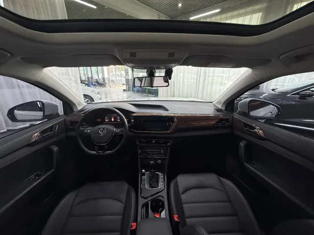 Volkswagen Tharu — Фото автомобиля 18