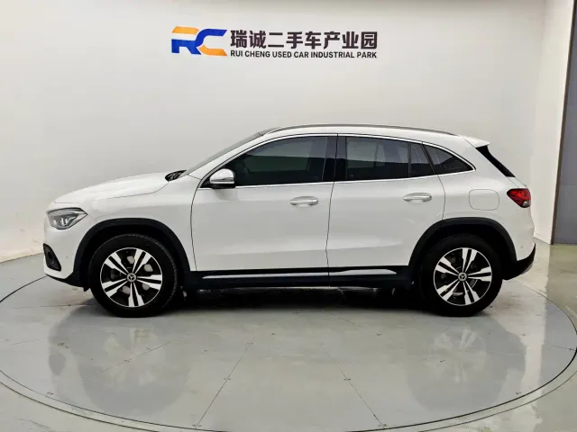 Mercedes-Benz GLA-Class — Фото автомобиля 3