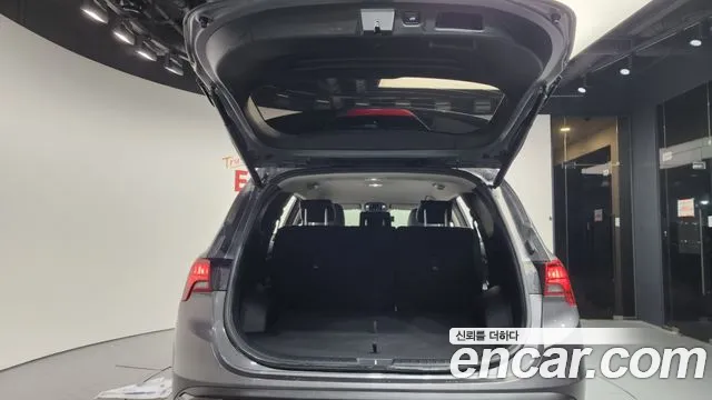 Hyundai Santafe Новый Santa Fe Дизель 2.2 4WD — Фото автомобиля 20