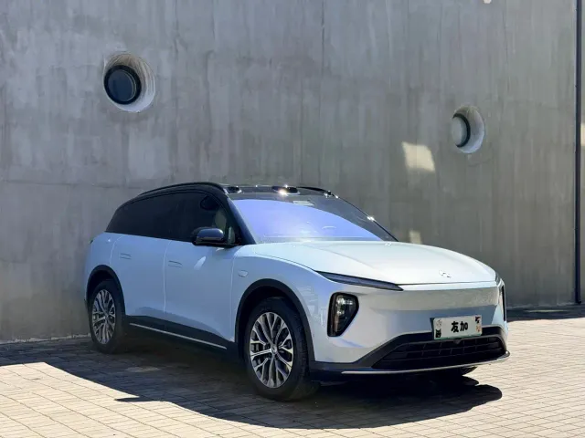 Nio ES6 — Фото автомобиля 3