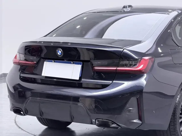 BMW 3 Series — Фото автомобиля 21