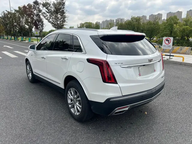Cadillac XT5 — Фото автомобиля 4
