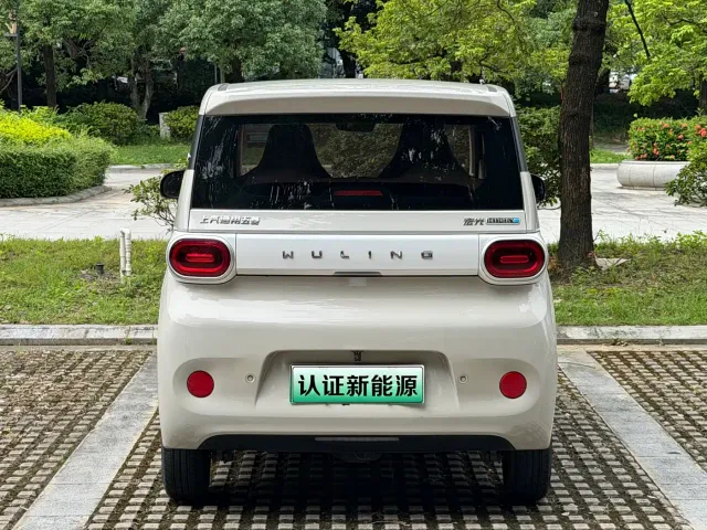 Wuling Hongguang Mini EV — Фото автомобиля 15