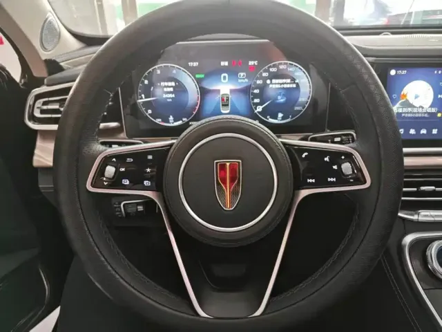 Hongqi H9 — Фото автомобиля 11