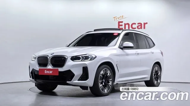 Фотография автомобиля — BMW iX3 G08 (2020–2024)
