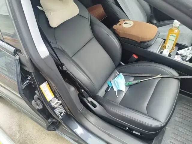 Tesla Model 3 — Фото автомобиля 24