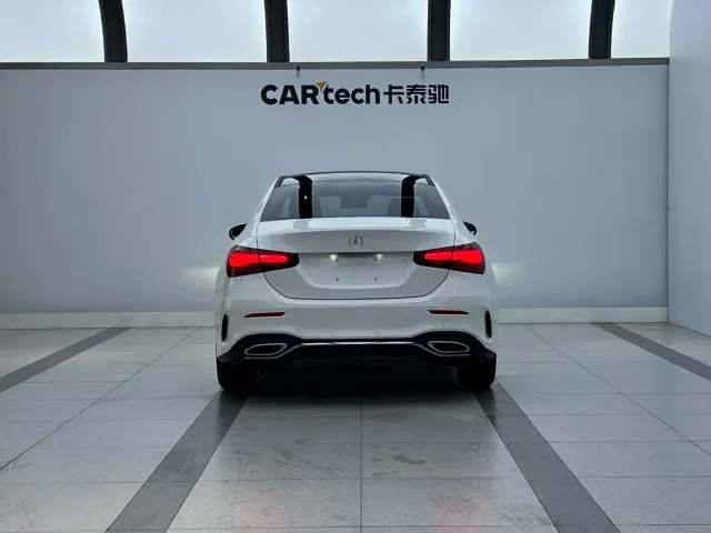 Mercedes-Benz A-Class — Фото автомобиля 3
