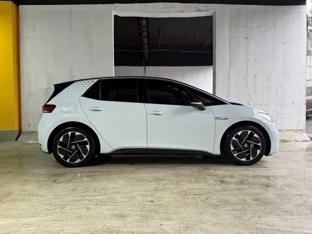 Volkswagen ID.3 — Фото автомобиля 4