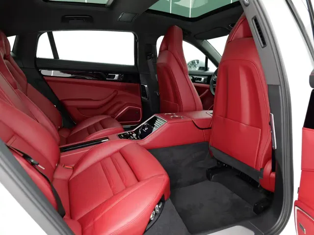 Porsche Panamera — Фото автомобиля 11