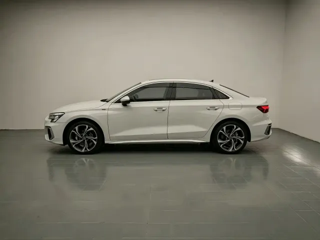 Audi A3 — Фото автомобиля 4