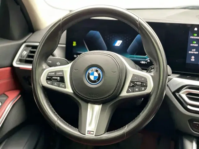 BMW i3 — Фото автомобиля 11