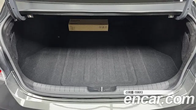 Hyundai Avante CN7 — Фото автомобиля 23