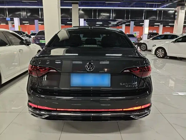 Volkswagen Sagitar — Фото автомобиля 5