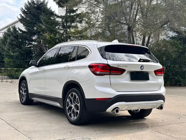 BMW X1 — Фото автомобиля 7