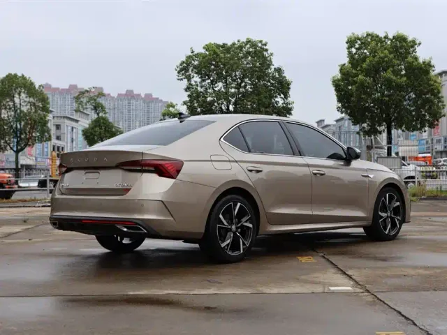 Skoda Octavia — Фото автомобиля 11