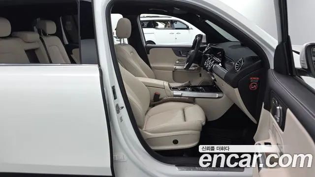 Mercedes-Benz GLB-Class X247 — Фото автомобиля 10