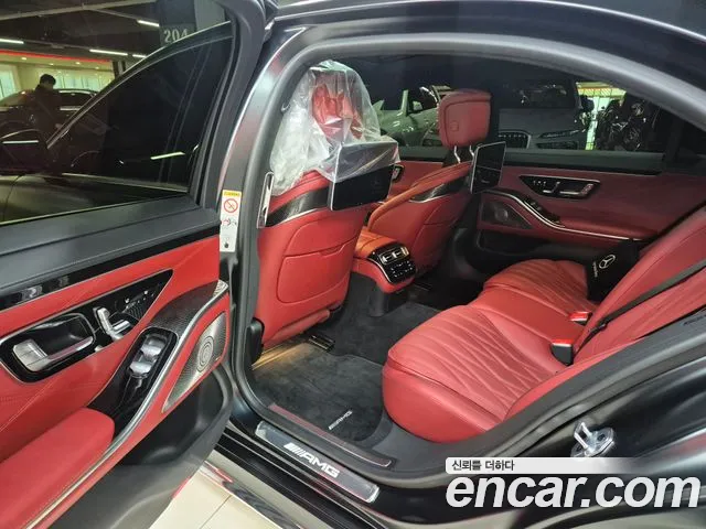 Mercedes-Benz S-Class — Фото автомобиля 11