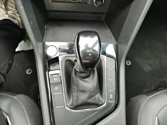 Volkswagen Tiguan L — Фото автомобиля 13
