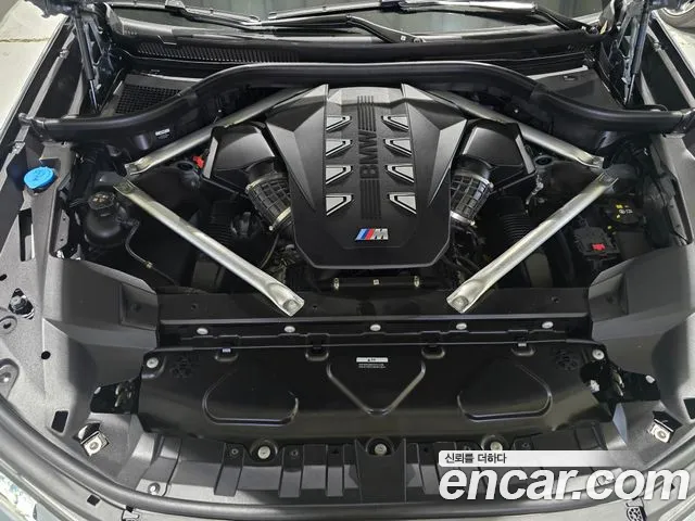 BMW X7 M60i xDrive M Sport 6 мест — Фото автомобиля 16