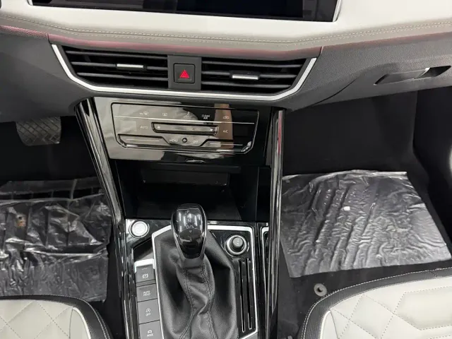 Volkswagen Tayron — Фото автомобиля 14