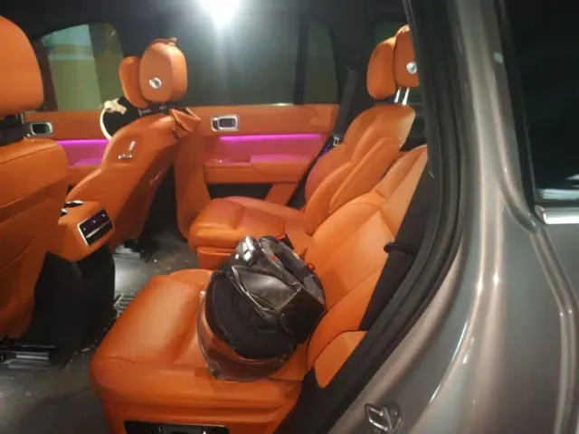 Li Auto L8 — Фото автомобиля 13