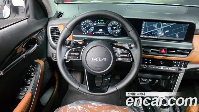 Kia Seltos New — Фото автомобиля 19