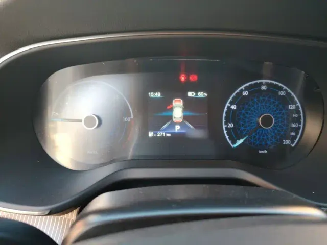 Hongqi Hongqi E-QM5 2022 431km Charging Enjoyment Edition — Фото автомобиля 3